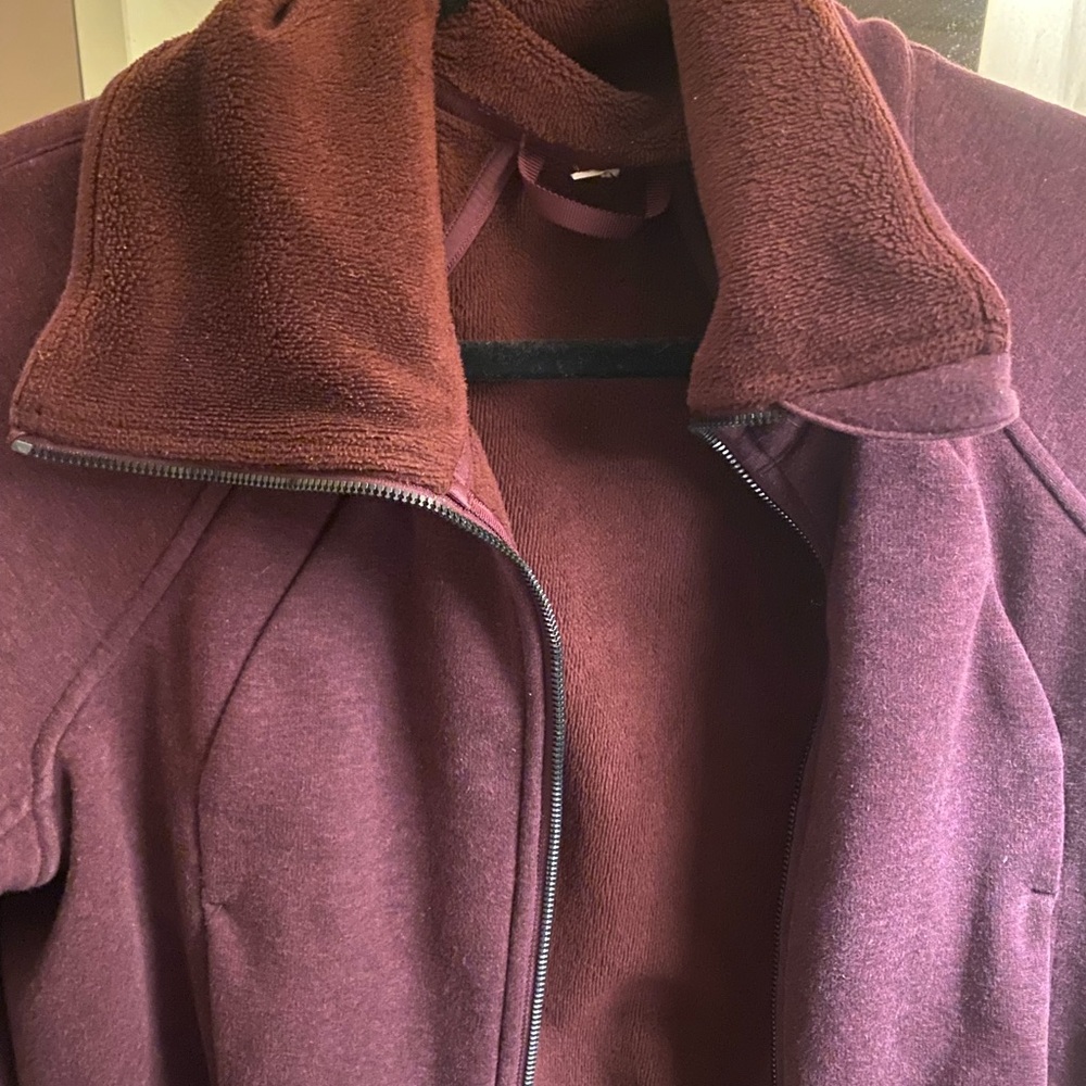Lululemon Plush Times Jacket High Neck Warm S M 6 - Picture 4 of 10